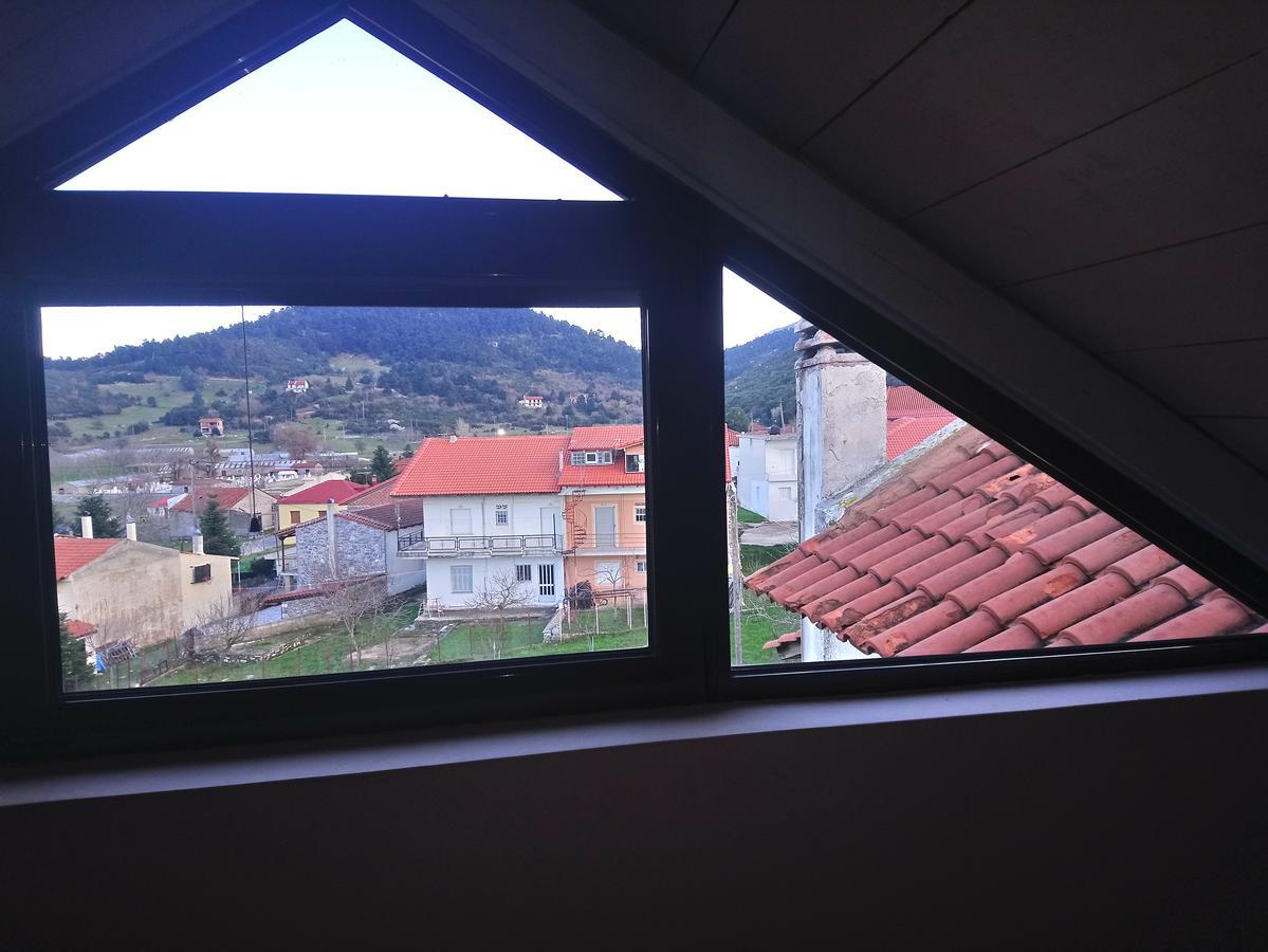 Elikonio Hotell Agia Anna  Exteriör bild